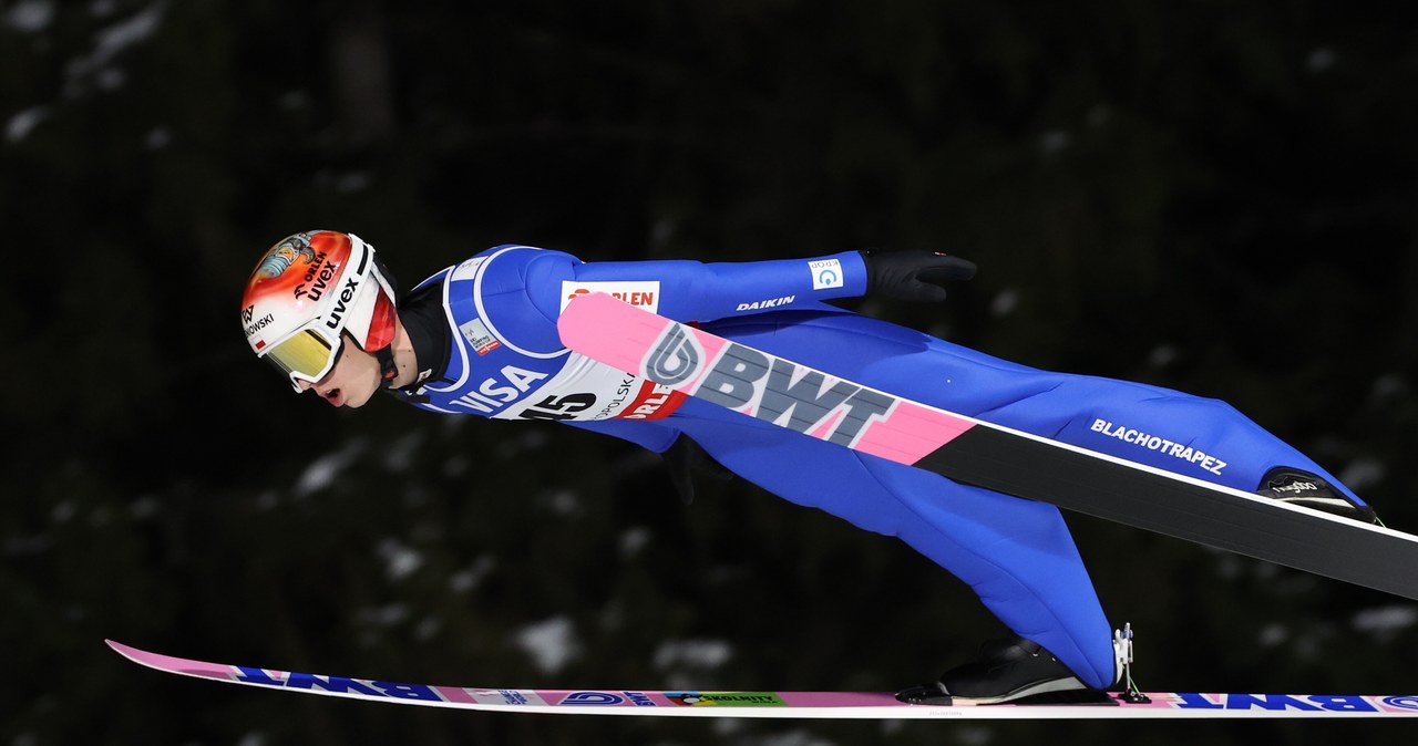 Polscy skoczkowie na piątym miejscu w Zakopanem. Wygrana Austriaków