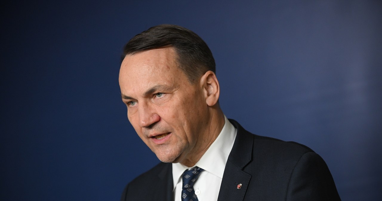 Sikorski: W sprawach zbrojeń wolę mowę chrystusową