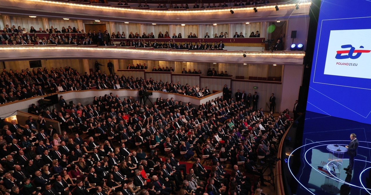 "Solidarność znaczy dziś więcej niż kiedykolwiek". Trwa gala inaugurująca prezydencję Polski w Radzie UE