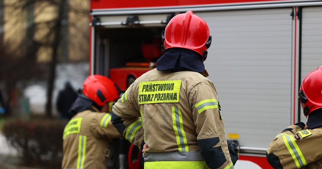 Wśród poszkodowych troje dzieci. Groźny pożar na Mazowszu