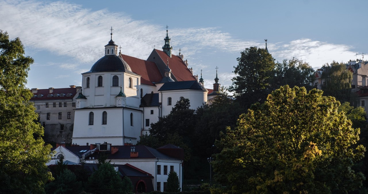 Przeszukanie klasztoru dominikanów w Lublinie. Oświadczenia zakonu i prokuratury