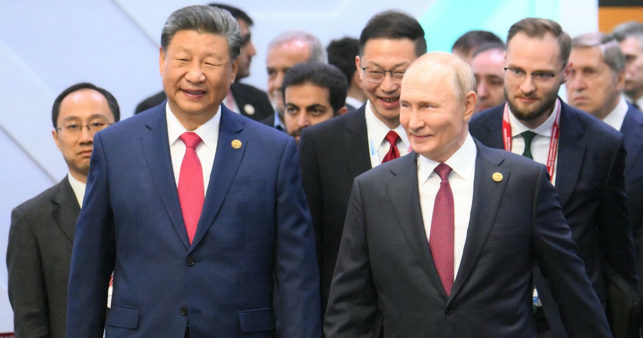 Xi do Putina: Chiny i Rosja ręka w rękę na słusznej drodze