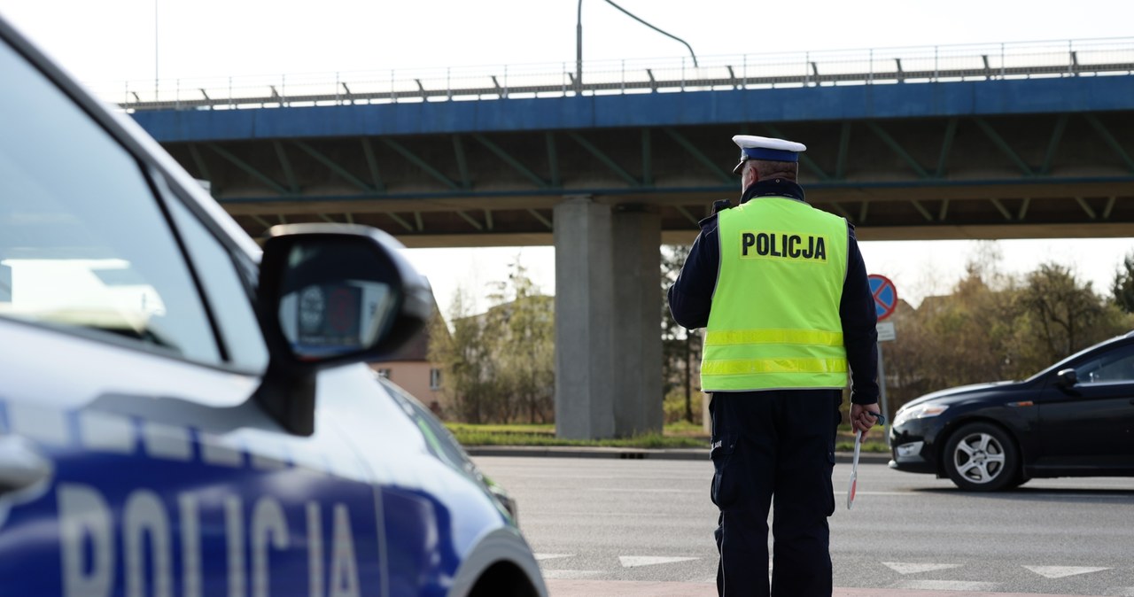 Miał sporo na sumieniu. Zaproponował policjantom łapówkę