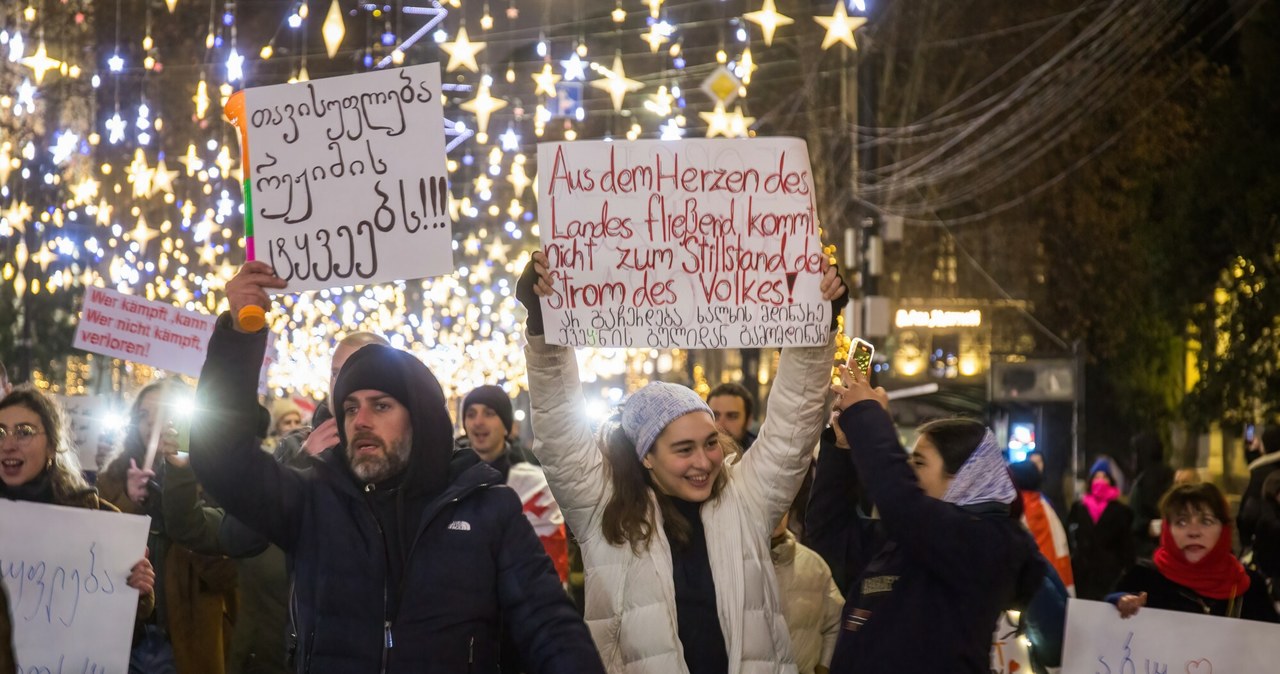 ​Czy Zurabiszwili opuści swą rezydencję? Tbilisi szykuje się na wielki protest